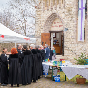 Einzug in den Festgottesdienst.