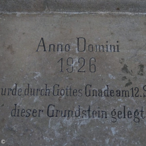 Bild des Grundsteins der Christuskirche Beilngries